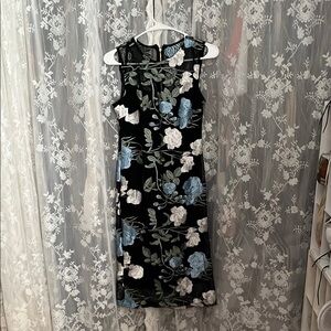 EUC CALVIN Klein Floral Sleeveless Dress - Black and Blue Size 6